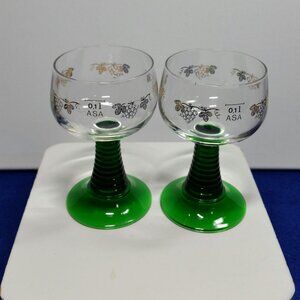 Vintage Luminarc Green Stem Rib Beehive Gold Grapevine Wine Goblets Set of 2